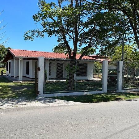 Apartmán Amplia Casa En Paquera Exteriér fotografie
