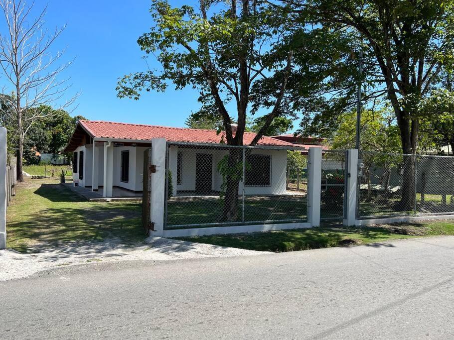 Apartmán Amplia Casa En Paquera Exteriér fotografie